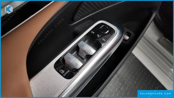 MERCEDES E-CLASS E200 AVANTGARDE