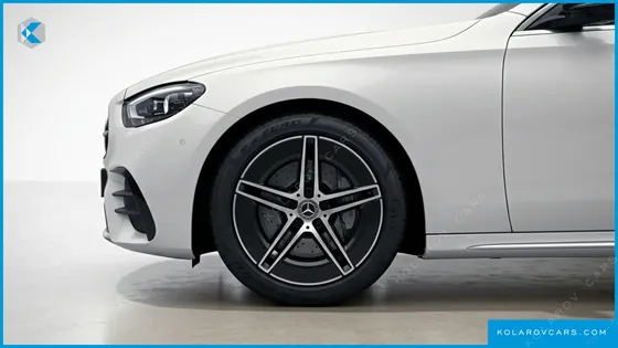 MERCEDES E-CLASS E300 4MATIC AMG LINE
