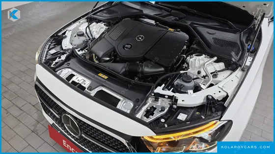 MERCEDES E-CLASS E300 4MATIC AMG LINE