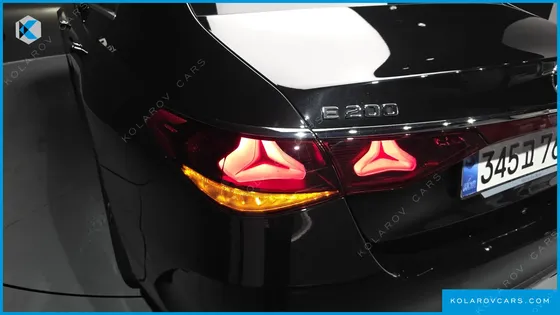 MERCEDES E-CLASS E200 AMG LINE