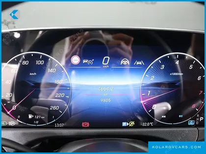 MERCEDES E-CLASS E200 AVANTGARDE