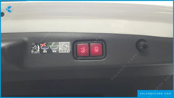 MERCEDES E-CLASS E220D 4MATIC EXCLUSIVE