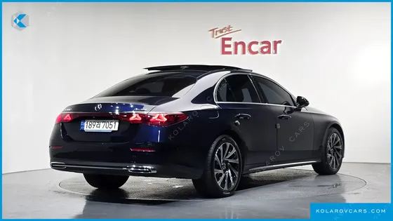 MERCEDES E-CLASS E300 4MATIC EXCLUSIVE