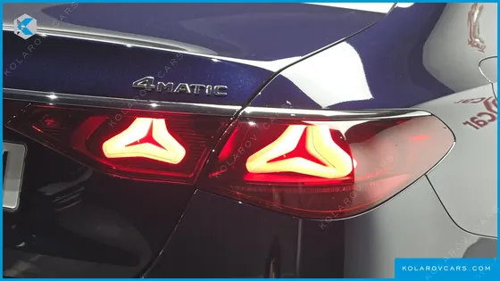 MERCEDES E-CLASS E300 4MATIC EXCLUSIVE