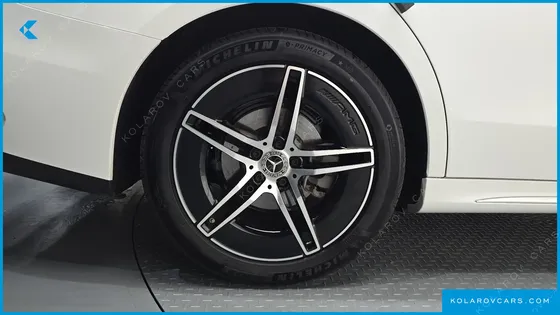 MERCEDES E-CLASS E200 AMG LINE