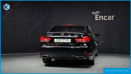 LEXUS LS 5-SEATS OTTOMAN