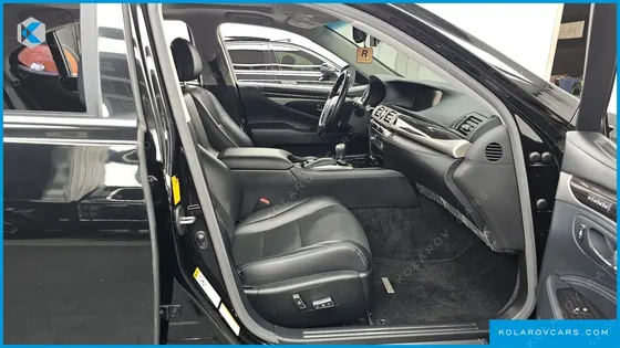 LEXUS LS 5-SEATS OTTOMAN