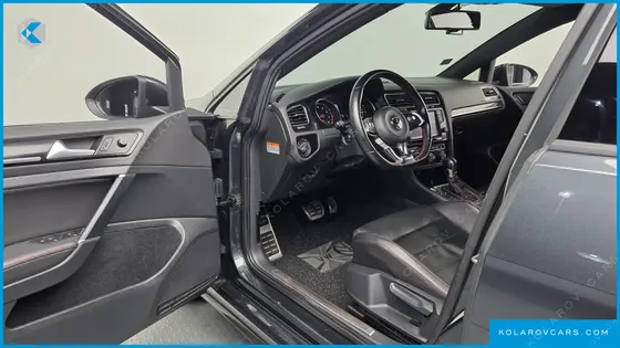 VOLKSWAGEN GOLF 2.0 GTI