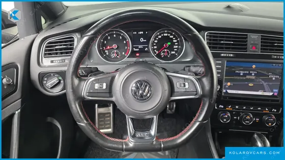 VOLKSWAGEN GOLF 2.0 GTI