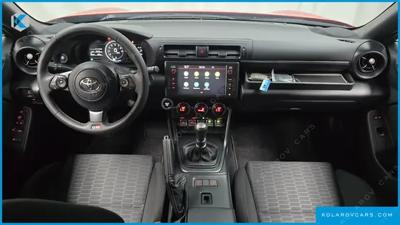TOYOTA 86 2.4 STANDARD