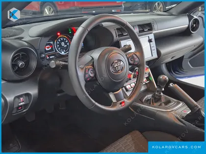 TOYOTA 86 2.4 STANDARD