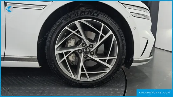GENESIS G90 GASOLINE 3.5 TURBO AWD
