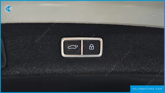 GENESIS G90 GASOLINE 3.5 TURBO AWD