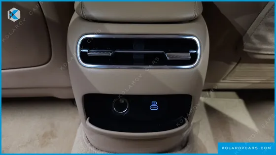 GENESIS G90 GASOLINE 3.5 TURBO AWD