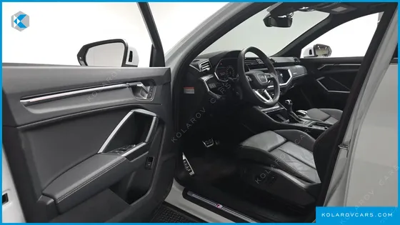 AUDI Q3 35 TDI PREMIUM SPORTBACK