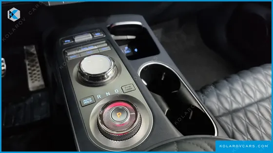 GENESIS GV70 2.5T GASOLINE 2WD