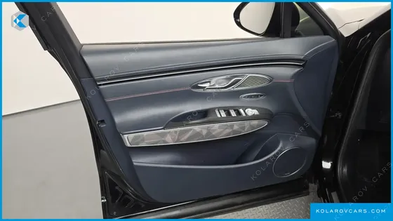 GENESIS GV70 2.5T GASOLINE 2WD