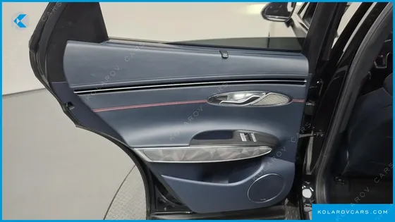 GENESIS GV70 2.5T GASOLINE 2WD