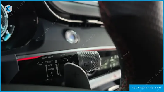 GENESIS GV70 2.5T GASOLINE 2WD