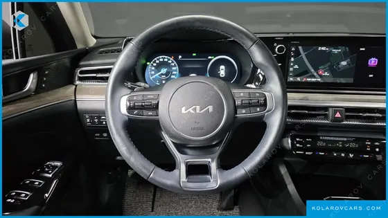 KIA K5 SIGNATURE