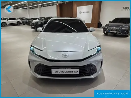 TOYOTA CAMRY 2.5 XLE HYBRID