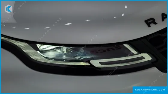 LAND ROVER RANGE ROVER EVOQUE D180 R-DYNAMIC SE