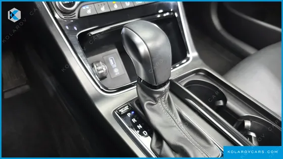 HYUNDAI GRANDEUR 2.4 PREMIUM