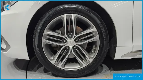 HYUNDAI GRANDEUR 3.0 LPI DSABLED PERSON