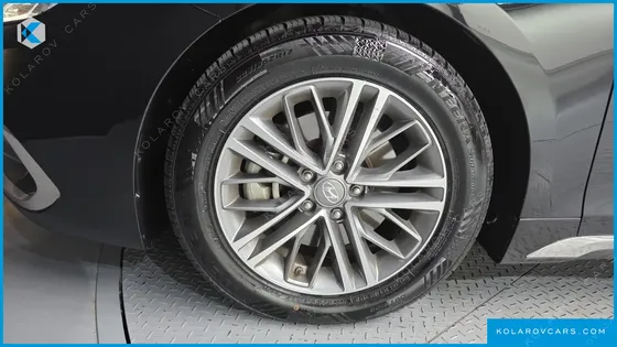 HYUNDAI GRANDEUR 2.2 DIESEL PREMIUM