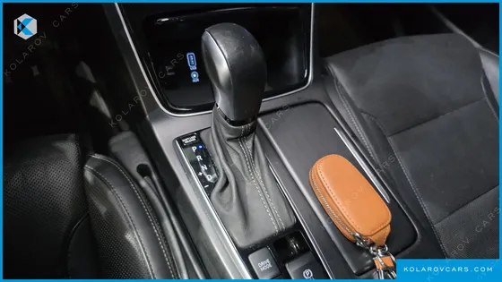 HYUNDAI GRANDEUR 2.2 DIESEL PREMIUM