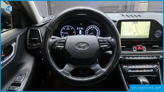 HYUNDAI GRANDEUR 2.2 DIESEL PREMIUM
