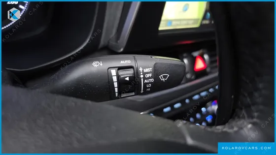 HYUNDAI GRANDEUR 2.2 DIESEL PREMIUM