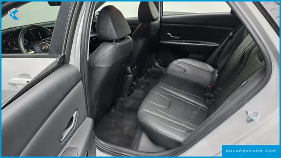 HYUNDAI ELANTRA (AVANTE) 1.6