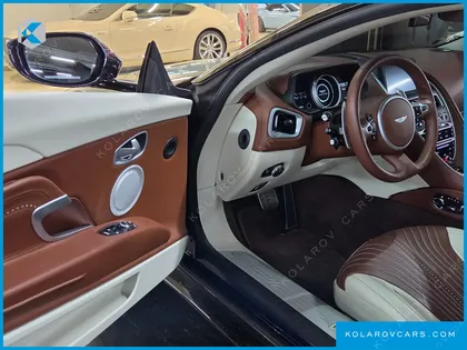 ASTON MARTIN DB11 4.0 V8 COUPE
