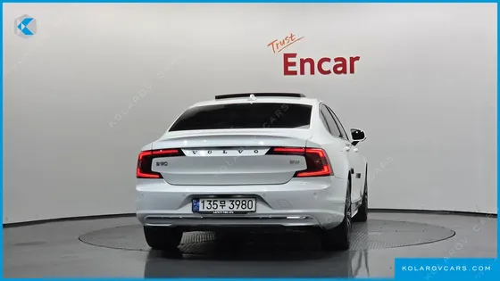 VOLVO S90 B5 ULTRA BRIGHT