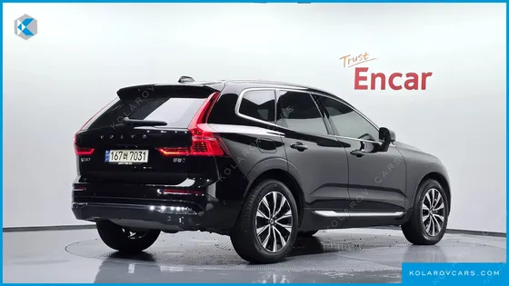 VOLVO XC60 B5 ULTIMATE BRIGHT