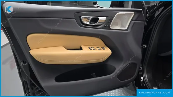 VOLVO XC60 B5 ULTIMATE BRIGHT