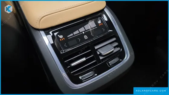 VOLVO XC60 B5 ULTIMATE BRIGHT