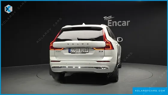 VOLVO XC60 B5 ULTRA BRIGHT