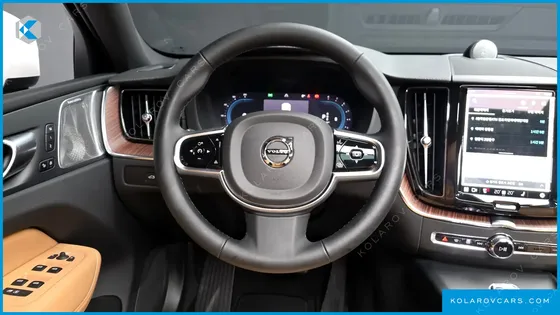 VOLVO XC60 B5 ULTRA BRIGHT