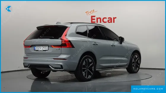 VOLVO XC60 B5 ULTRA DARK AIR SUS