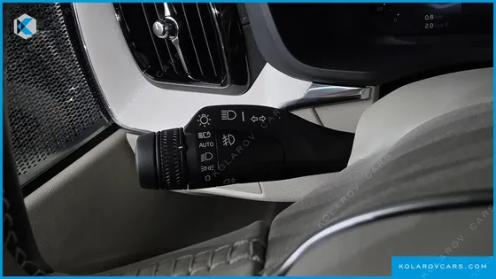 VOLVO XC60 B5 ULTRA DARK AIR SUS