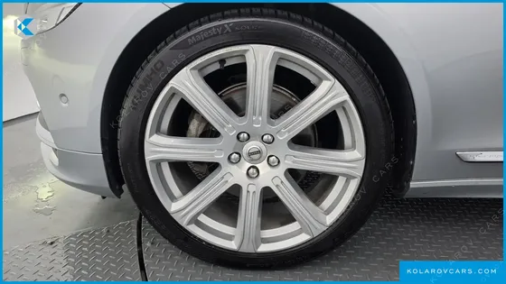 VOLVO S90 D5 AWD INSCRIPTION