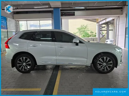 VOLVO XC60 B5 INSCRIPTION