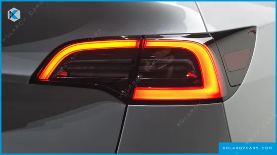 TESLA MODEL Y LONG RANGE AWD