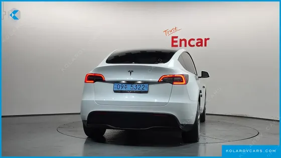 TESLA MODEL Y RWD