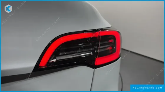 TESLA MODEL Y RWD