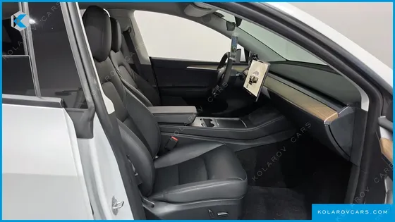 TESLA MODEL Y RWD
