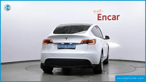 TESLA MODEL Y RWD