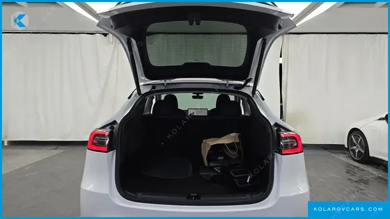 TESLA MODEL Y LONG RANGE AWD
